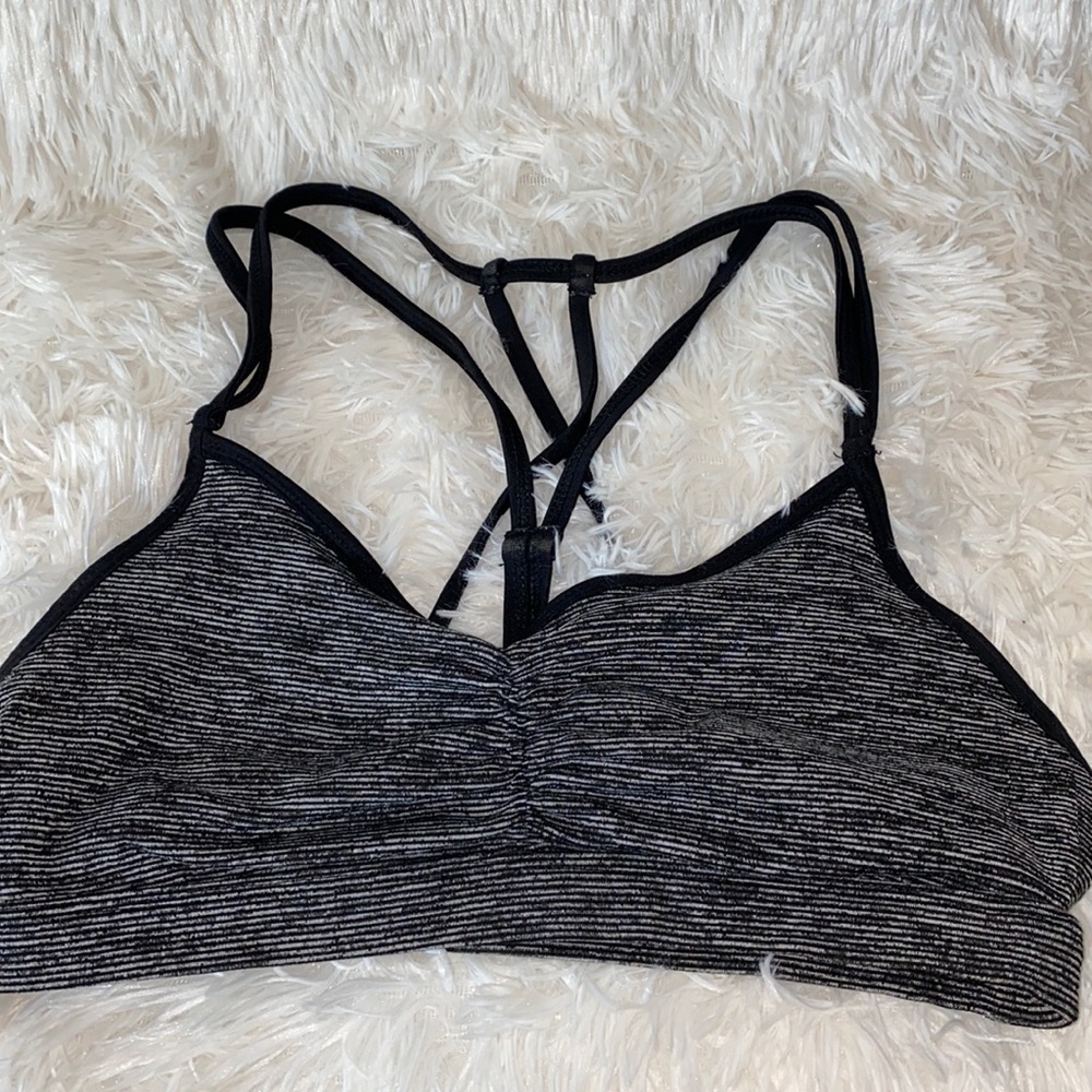3/25$ Old Navy Sports Bra